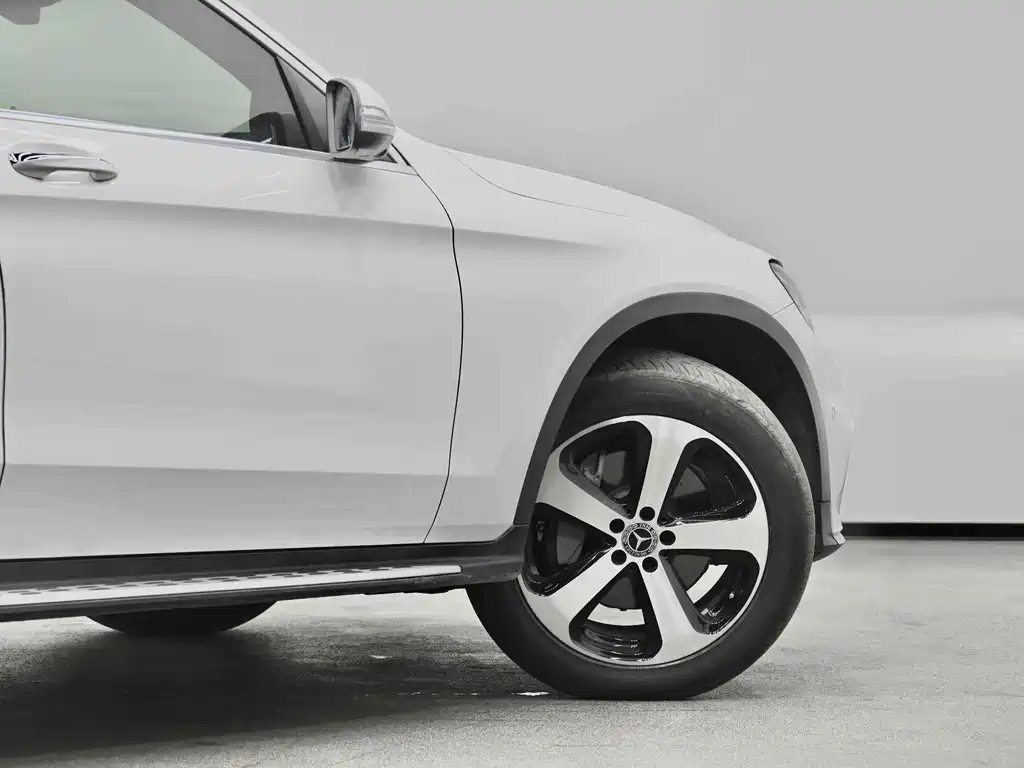 Mercedes-Benz GLC — миниатюра 22