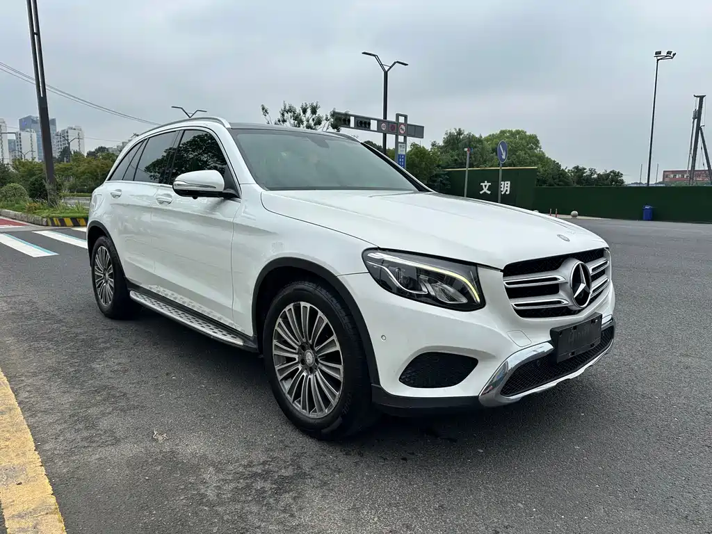 Mercedes-Benz GLC 2016 GLC 200 4MATIC