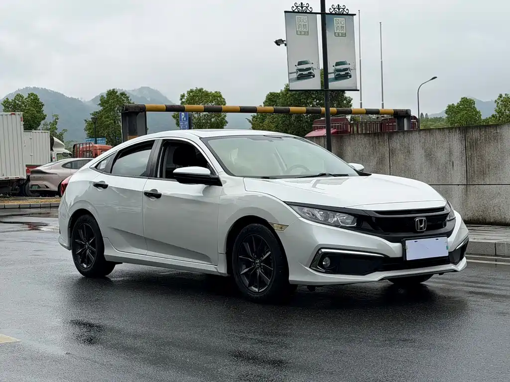 Honda Civic — миниатюра 3