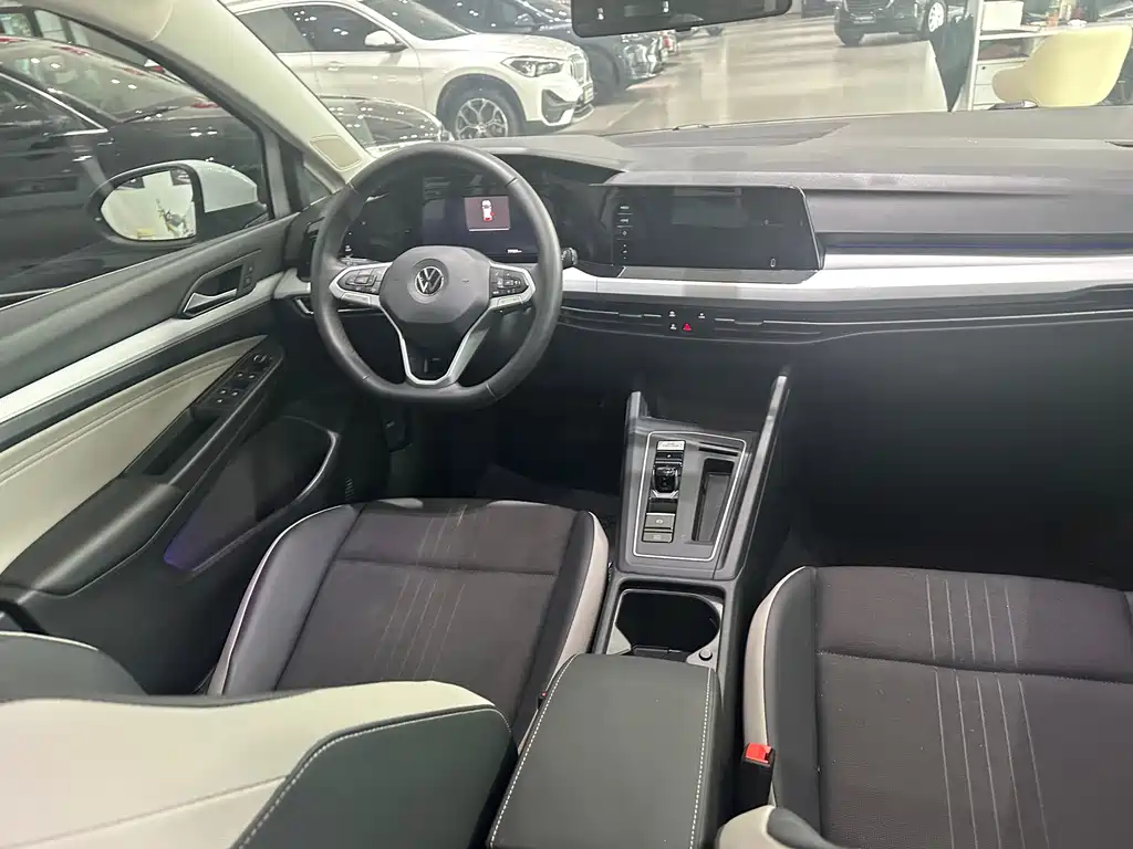Volkswagen Golf — миниатюра 6