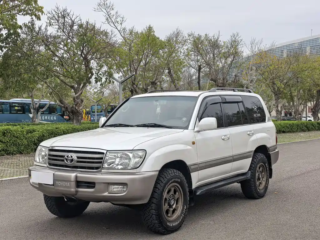 Toyota Land Cruiser 2001
