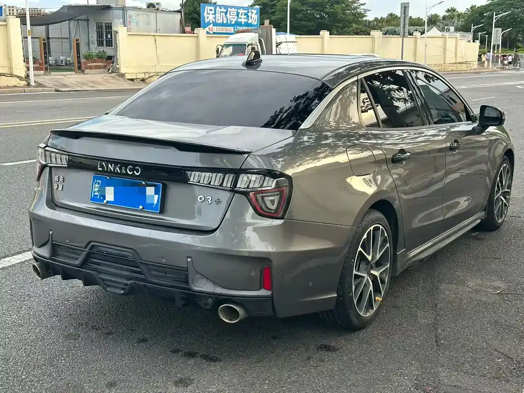 Lynk & Co 03 — миниатюра 9