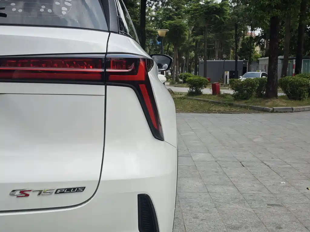 Changan CS75 PLUS — миниатюра 9