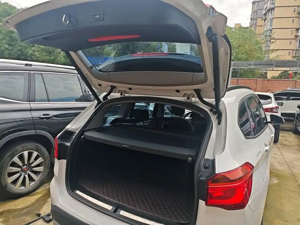 BMW X1 — миниатюра 19