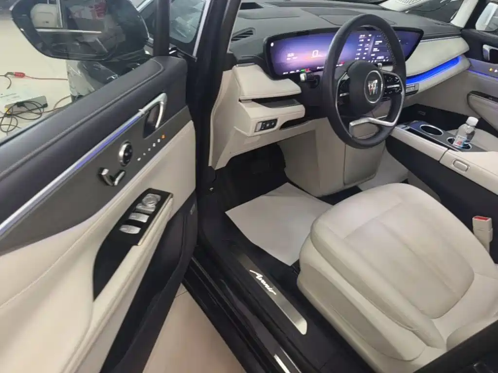 Buick GL8 Hybrid — миниатюра 12