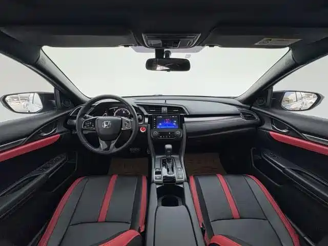 Honda Civic — миниатюра 4