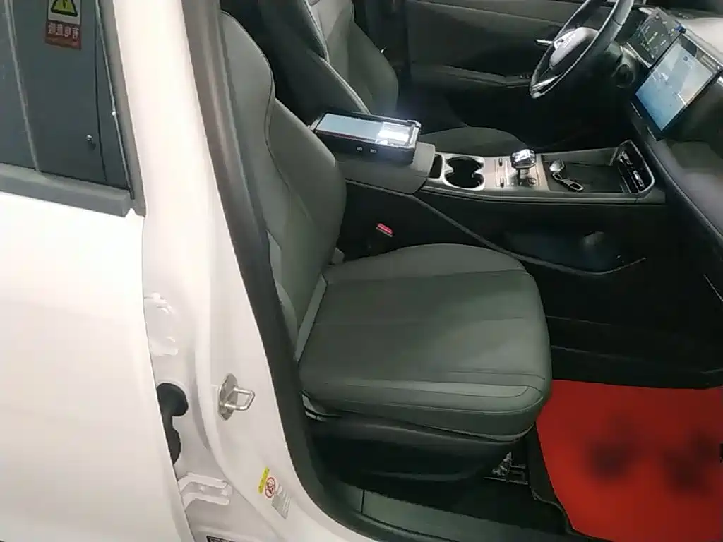 BYD Qin PLUS — миниатюра 25