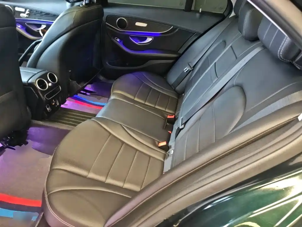 Mercedes-Benz C-Class — миниатюра 17