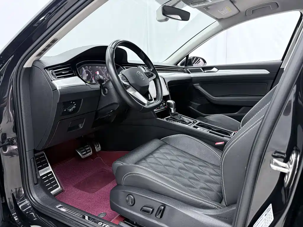 Volkswagen Magotan PHEV — миниатюра 4