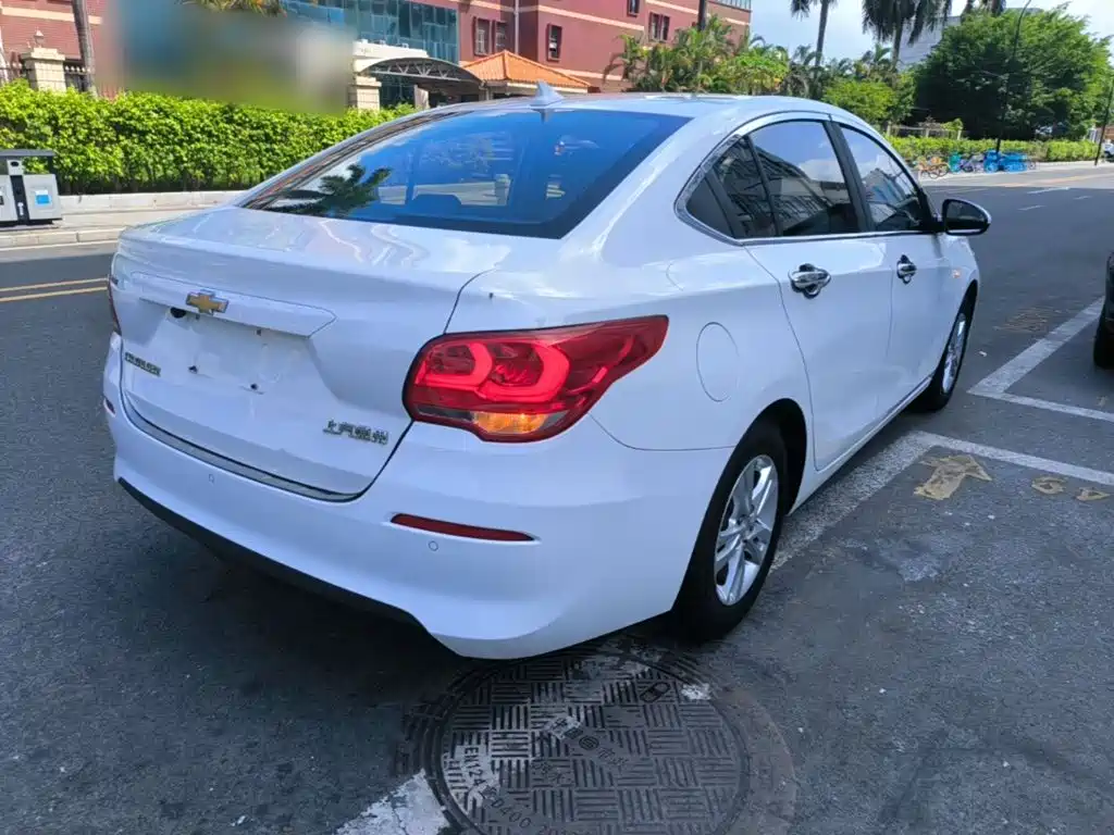Chevrolet Cavalier — миниатюра 7