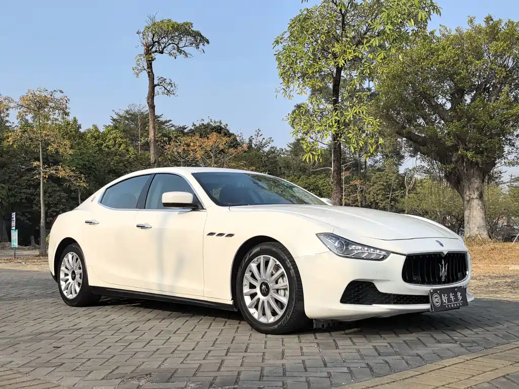 MASERATI GHIBLI
