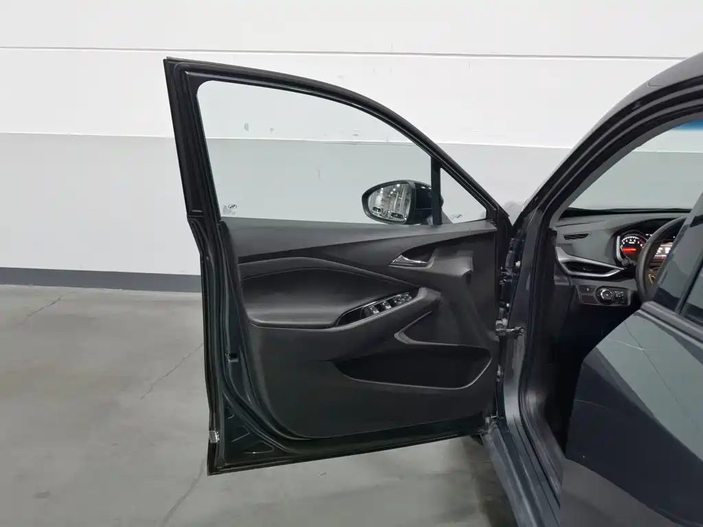 Chevrolet Volando — миниатюра 8