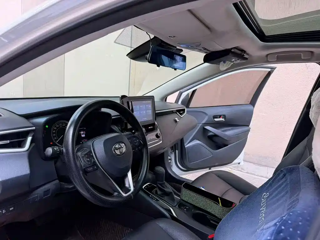 Toyota Corolla — миниатюра 5