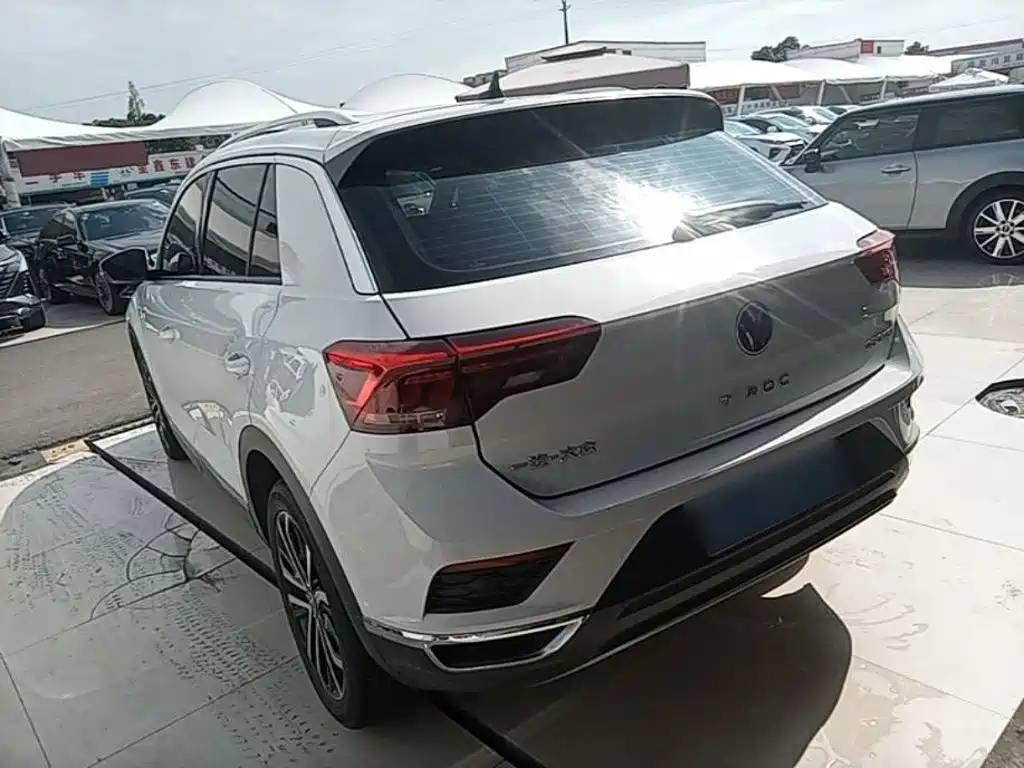 Volkswagen T-Roc — миниатюра 5
