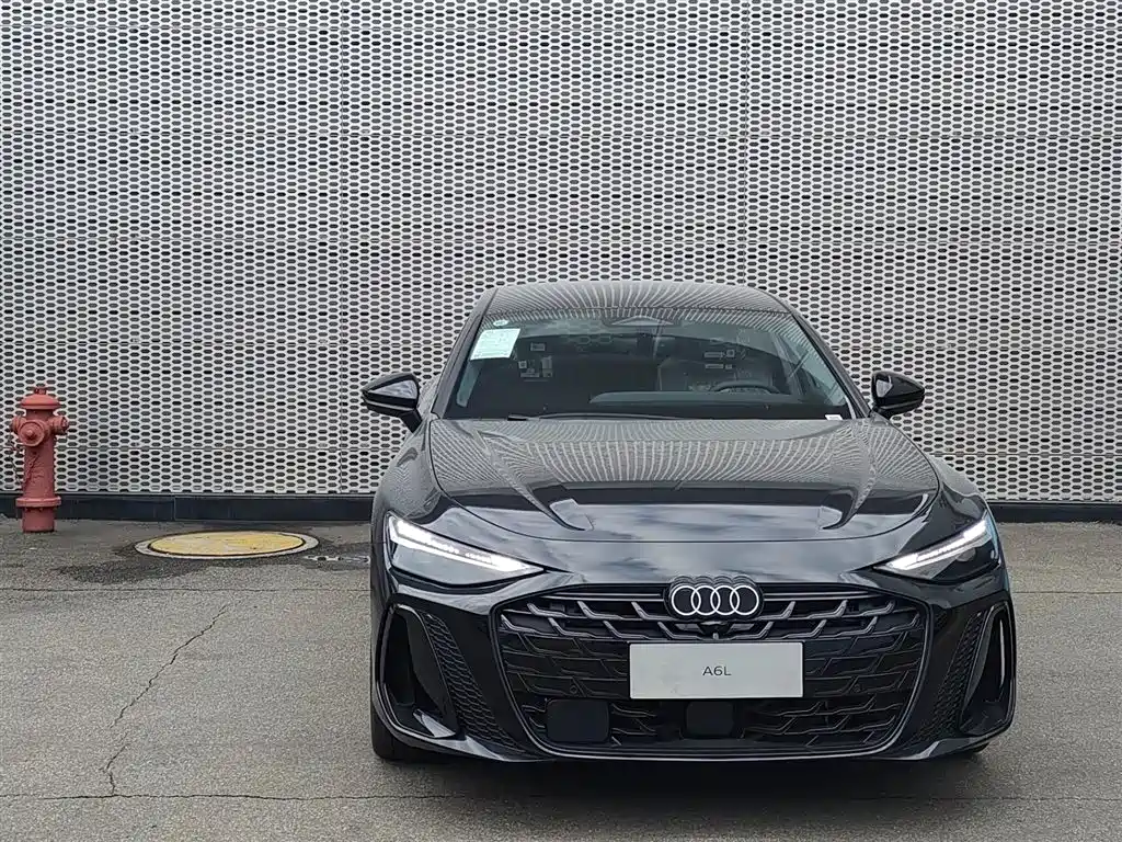 Audi A6L — миниатюра 2