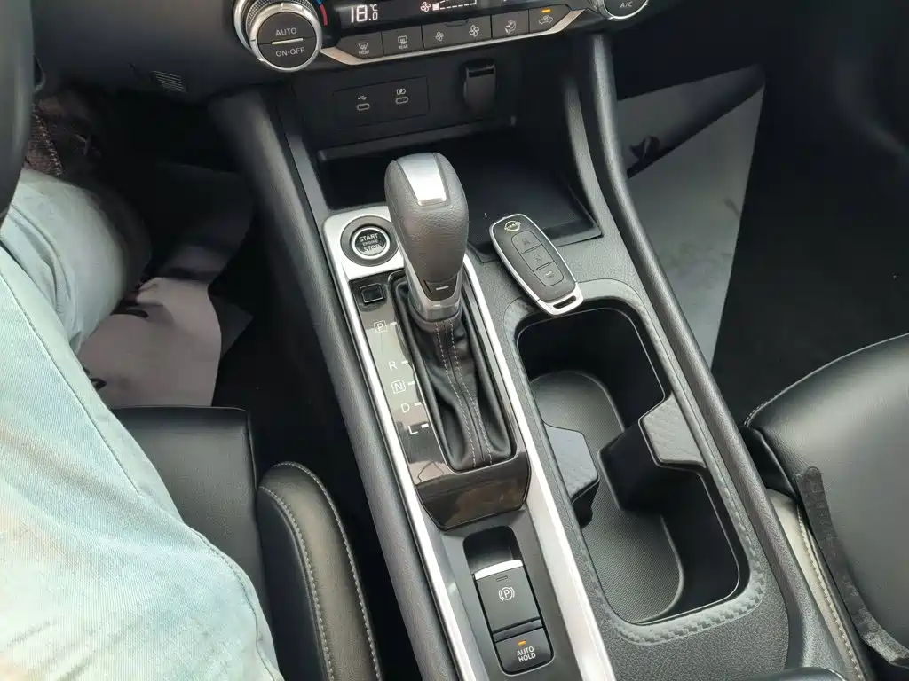 Nissan Sylphy — миниатюра 14