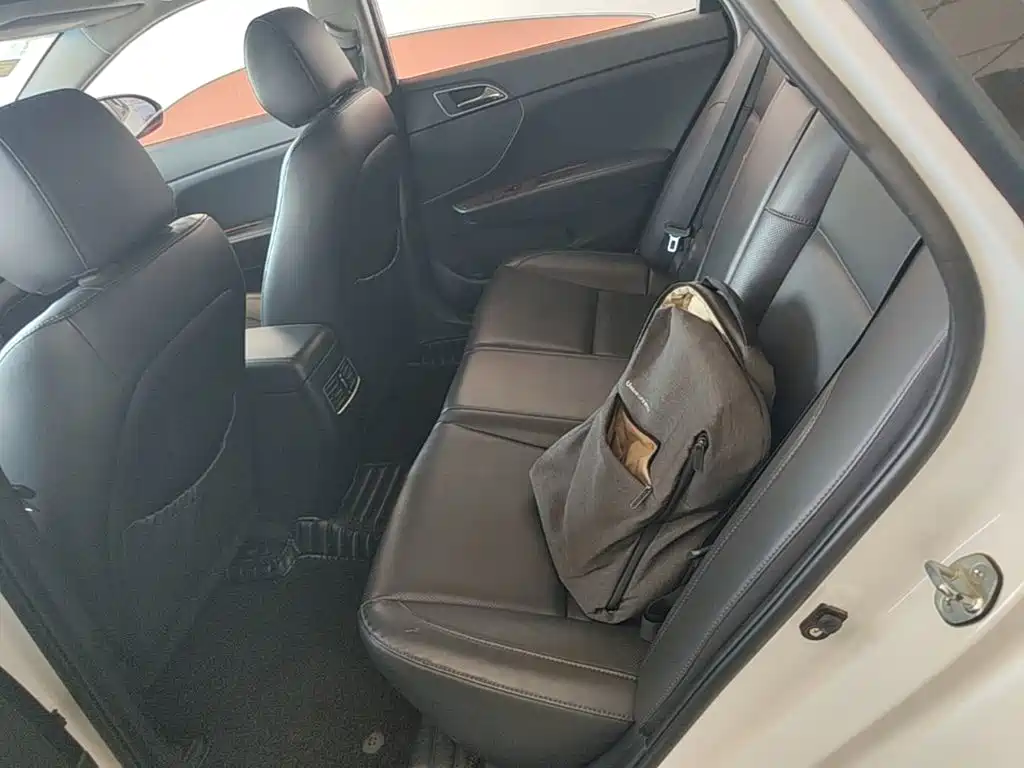 Hyundai Mistra — миниатюра 17