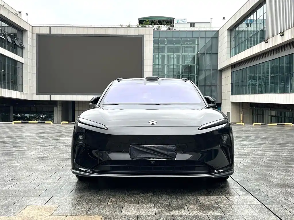 NIO ET5T — миниатюра 2