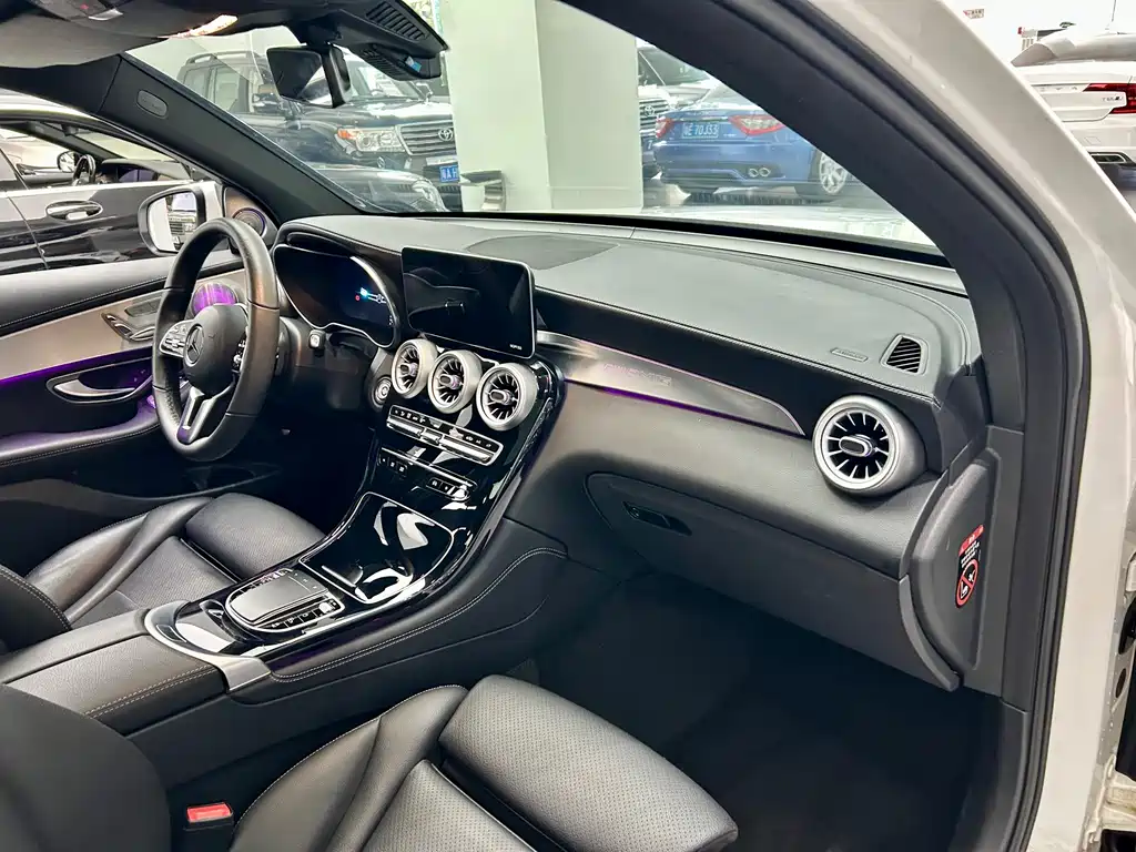 Mercedes-Benz GLC 2021 GLC 260 L 4MATIC