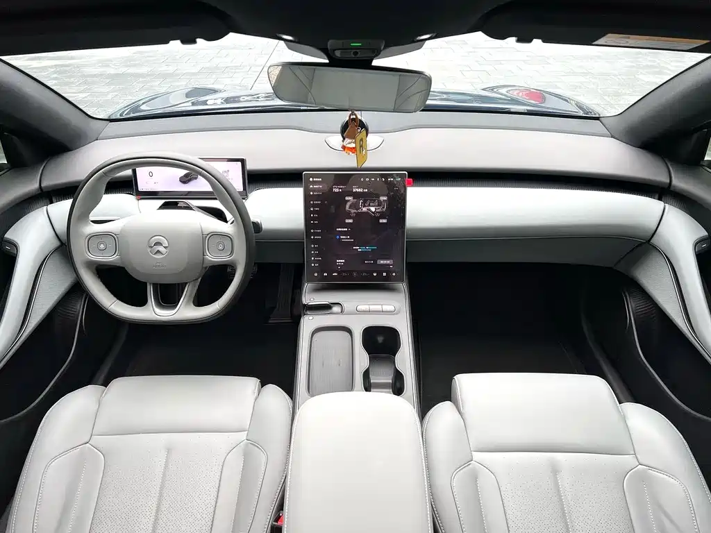 NIO ET5T — миниатюра 7