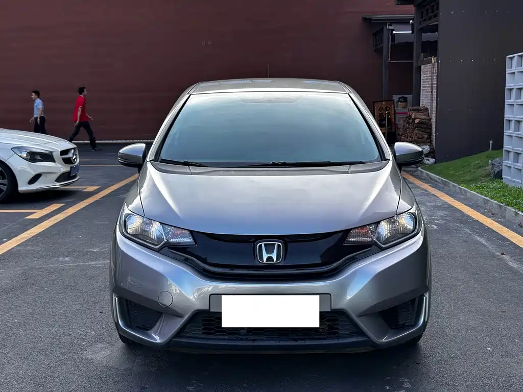 Купить Honda Fit