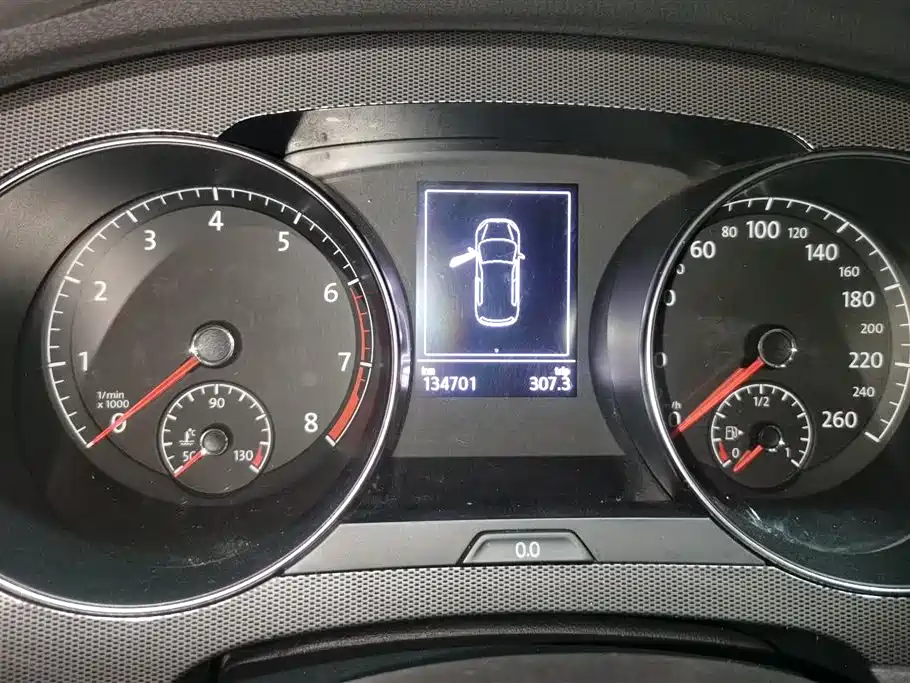 VOLKSWAGEN GOLF*JIAYU