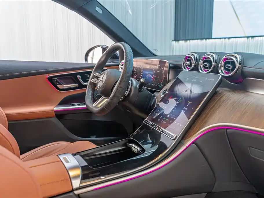 Mercedes-Benz GLC 2023 GLC 300 L 4MATIC 5 мест