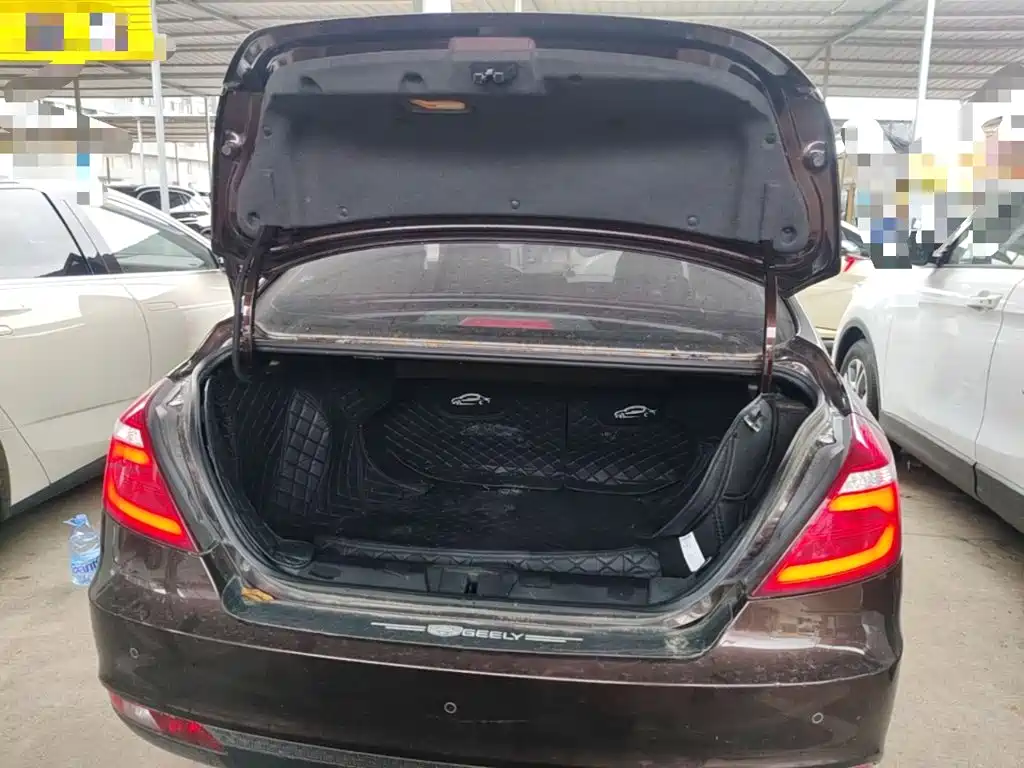 Geely Emgrand — миниатюра 19