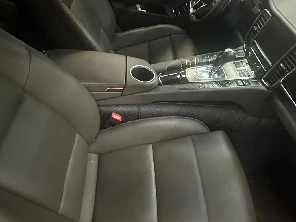 Porsche Panamera — миниатюра 5