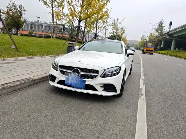 MERCEDES BENZ C CLASS
