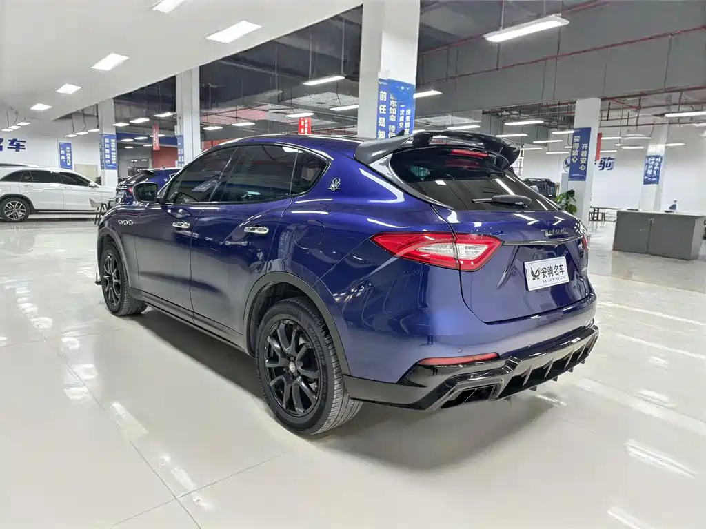 MASERATI LEVANTE