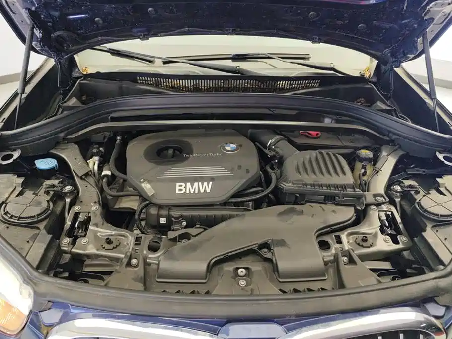 BMW X1 — миниатюра 10