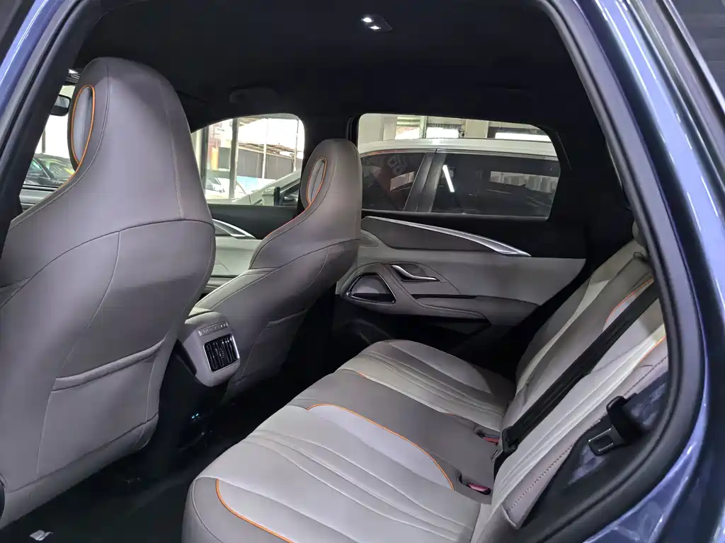 BYD Song Pro DM-i 2024 — фото 9