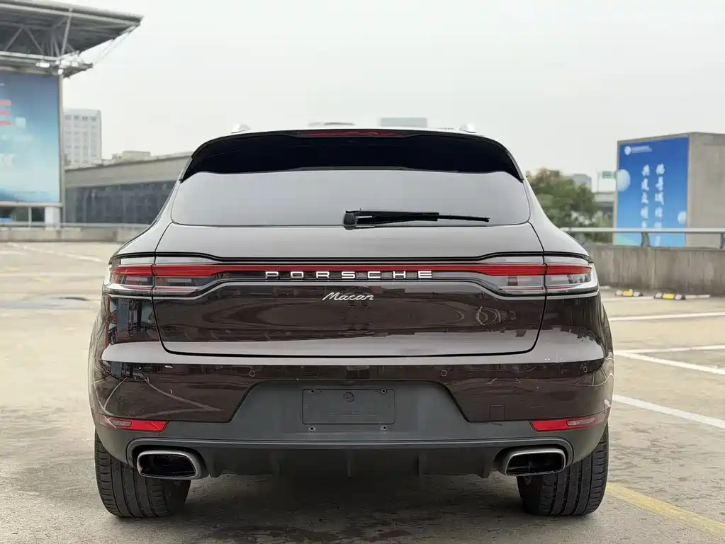 Porsche Macan — миниатюра 12