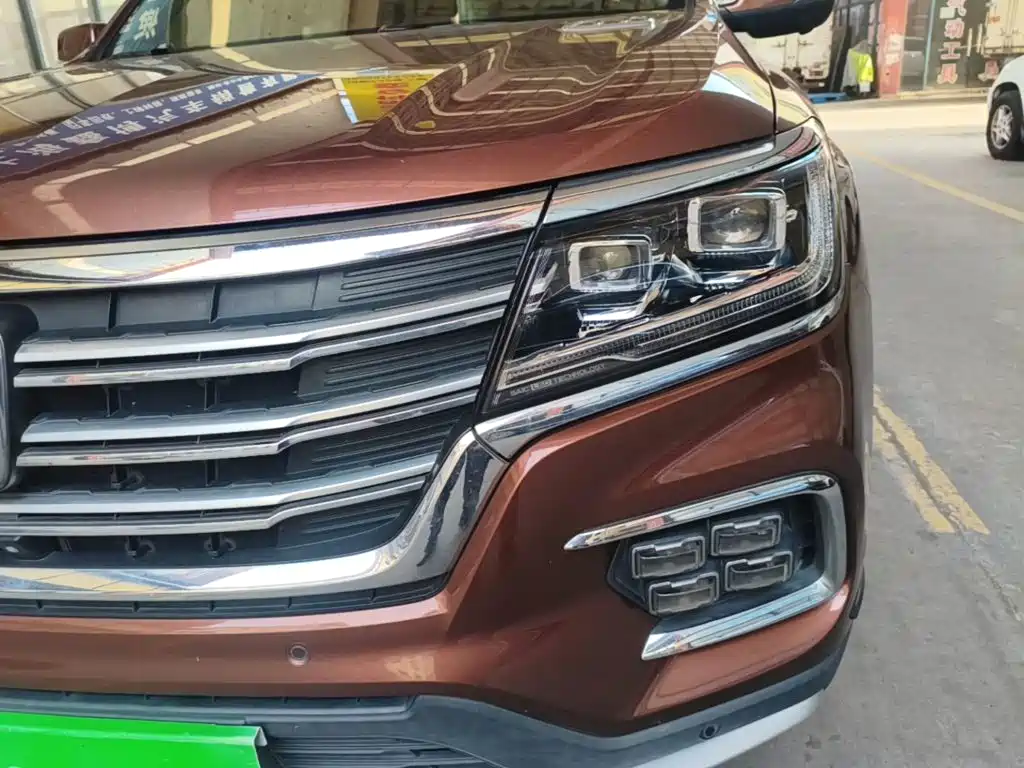 Roewe RX8 — миниатюра 24