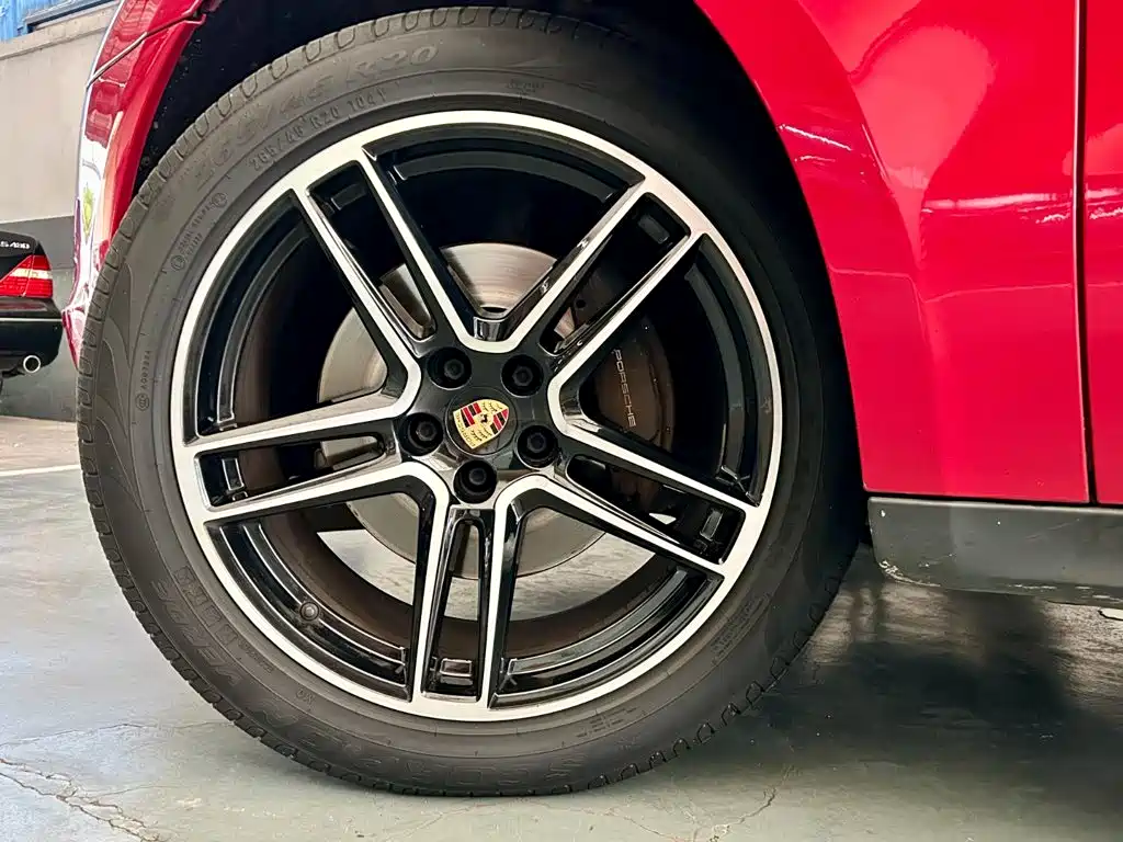 Porsche Macan — миниатюра 23