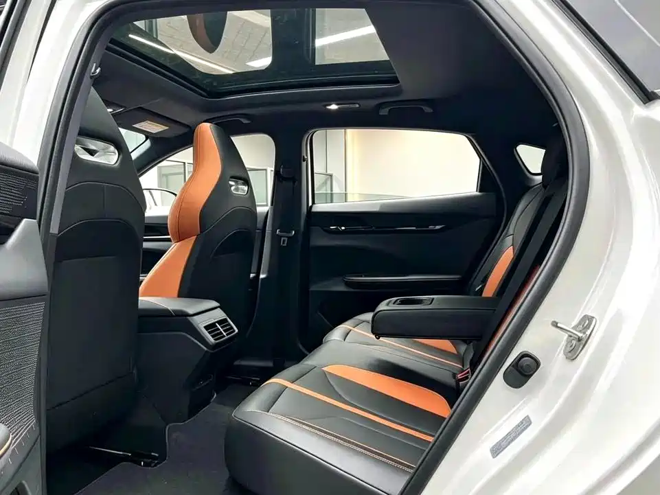 Changan UNI-V — миниатюра 7
