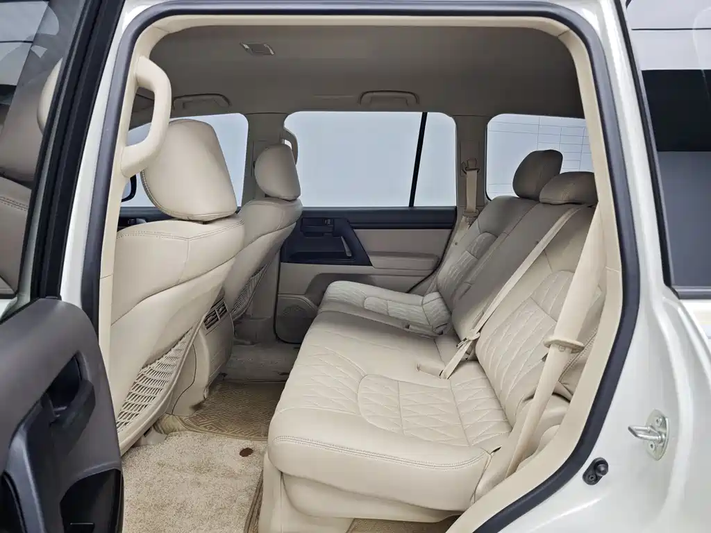Toyota Land Cruiser 2019 4.0L AT