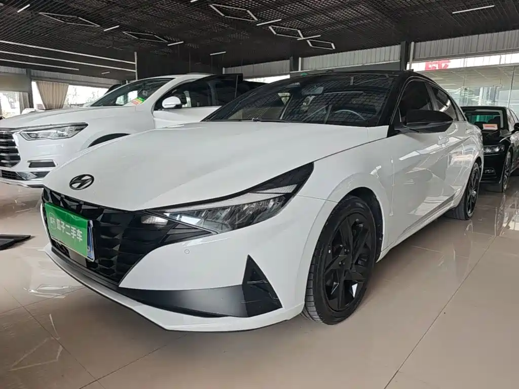 Hyundai Elantra — миниатюра 2