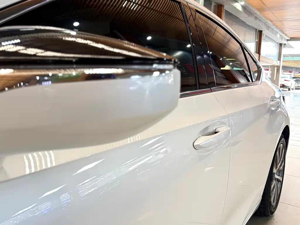 Lexus ES — миниатюра 28