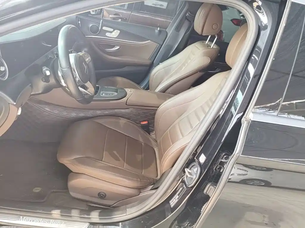 Mercedes-Benz E-Class — миниатюра 15