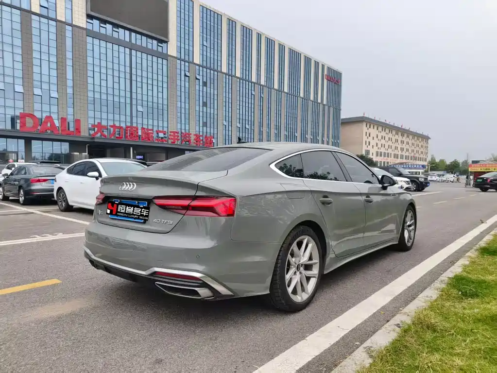 Audi A5 (Import) — миниатюра 8