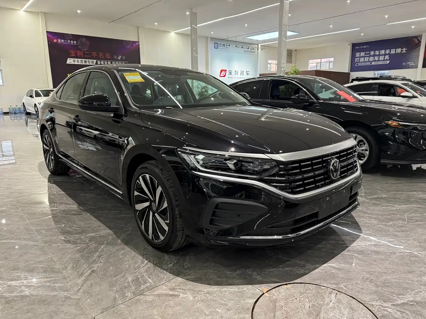 帕萨特 2026款 出众款 380TSI 龙腾版 2026