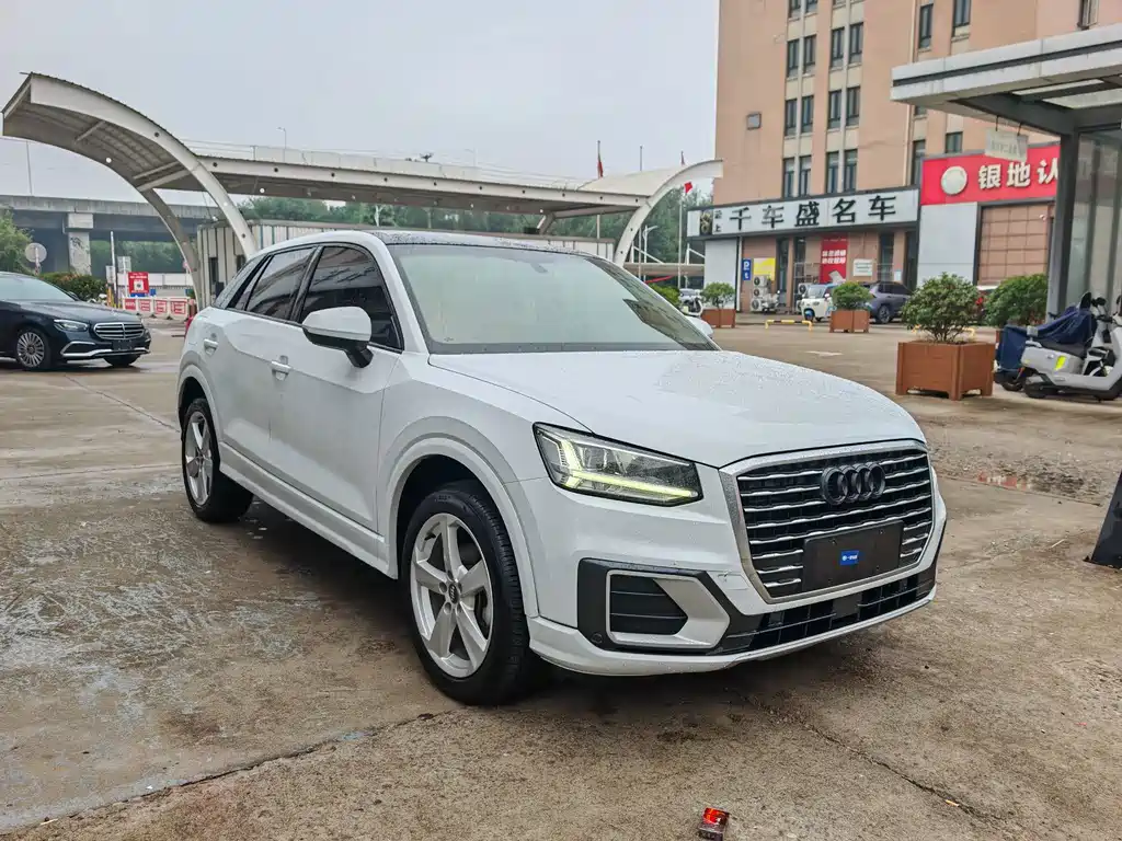Audi Q2L — миниатюра 3