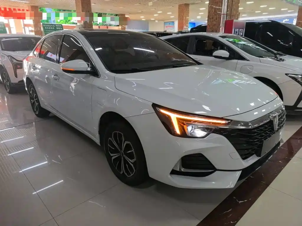 Roewe i6 MAX New Energy — миниатюра 4