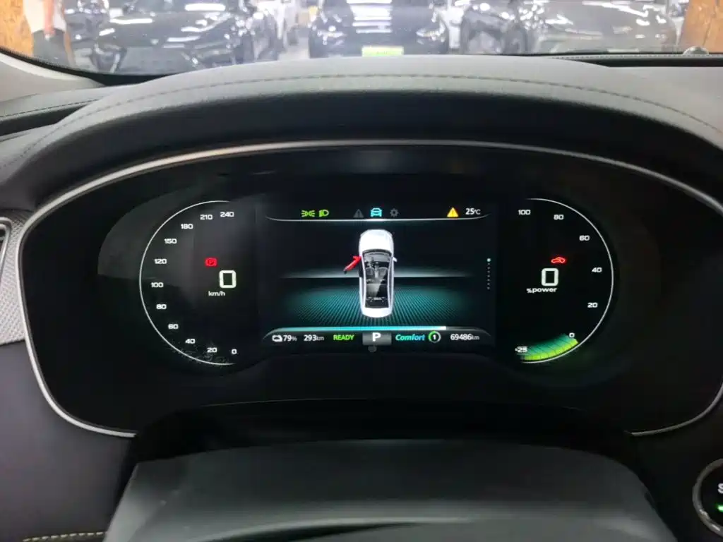 Roewe i6 MAX New Energy — миниатюра 12