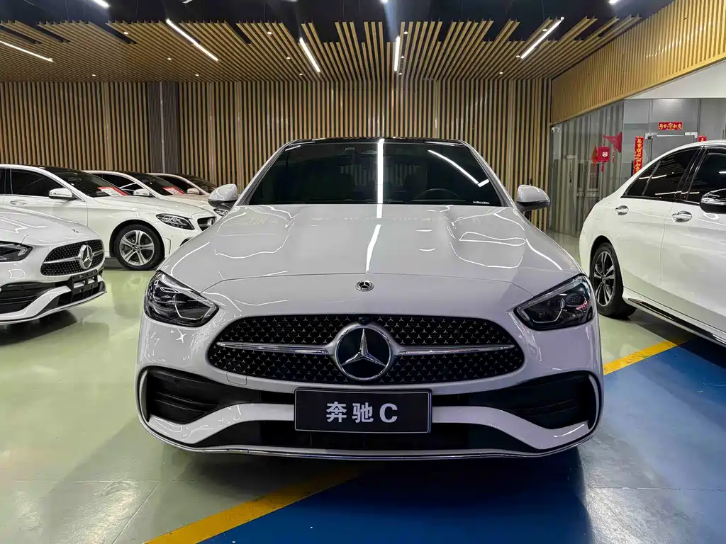 Mercedes-Benz C-Class — миниатюра 2