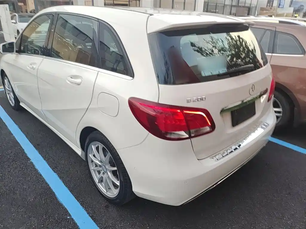 Mercedes-Benz B-Class B 2015 B 200