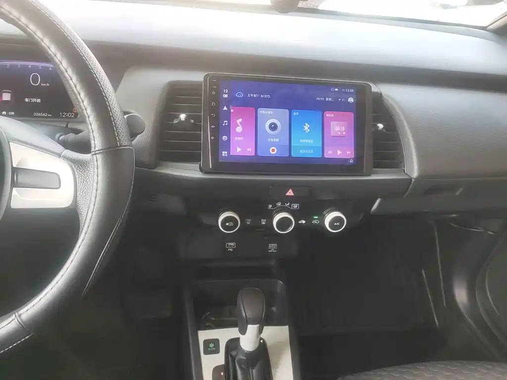 Honda Fit — миниатюра 13