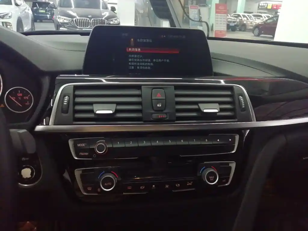 BMW 3 Series — миниатюра 13